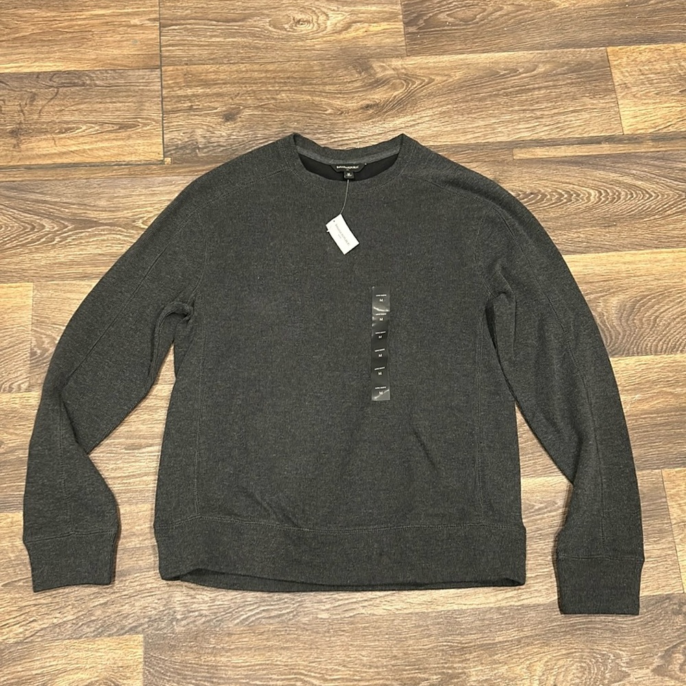Men’s Banana Republic long sleeve sweater NWT- Medium